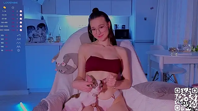 Snapshot of shey1i chatting on December 14, 2024, 9:13 pm shey1i online show from December 14, 2024, 9:13 pm