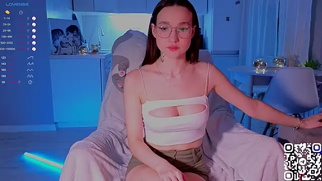 Snapshot of shey1i chatting on December 23, 2024, 6:37 pm shey1i online show from December 23, 2024, 6:37 pm