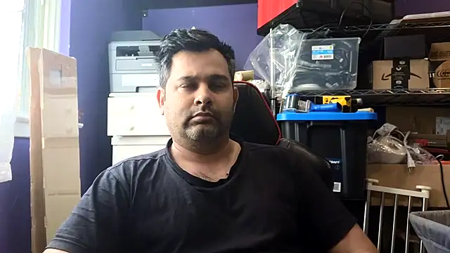 Sakhtlaundaz online show from May 15, 2026, 1:18 pm