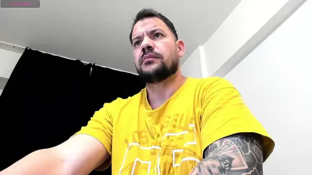 musclemonster31 online show from December 15, 2025, 11:25 am