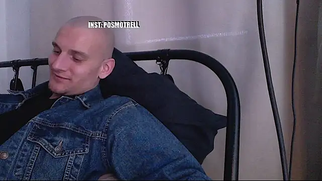 ETHAN MOORE online show from April 13, 2026, 12:54 pm