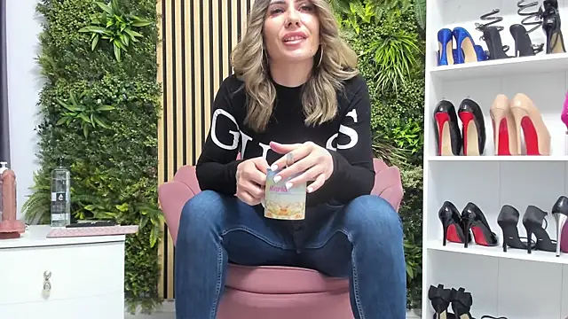 sweetcherry30 online show from April 11, 2026, 6:18 am