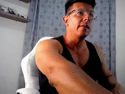 pedropicapi online show from December 18, 2025, 2:06 am