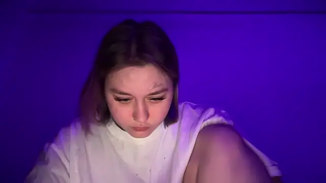 Isabel-Bailey online show from October 30, 2025, 9:04 pm