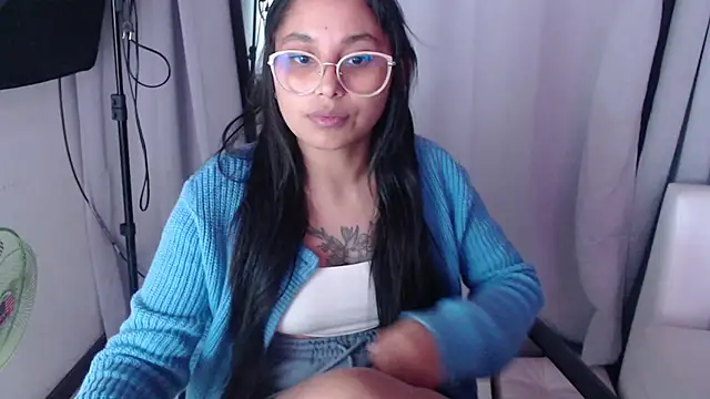 Snapshot of Cuteprincess21 chatting on February 2, 2025, 6:48 am Cuteprincess21 online show from February 2, 2025, 6:48 am