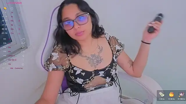 Snapshot of Cuteprincess21 chatting on November 26, 2025, 11:28 pm Cuteprincess21 online show from November 26, 2025, 11:28 pm