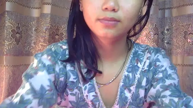 Snapshot of cute_sapna chatting on November 9, 2025, 11:47 pm cute sapna online show from November 9, 2025, 11:47 pm