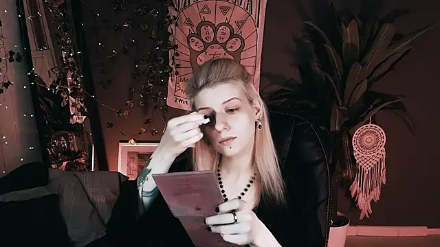 Noah ElmerX online show from November 15, 2025, 5:31 pm