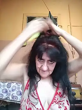 Lovely Lori online show from May 17, 2026, 4:43 am