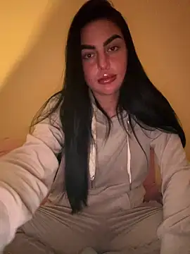 CabrioCabrio online show from March 9, 2026, 5:50 pm