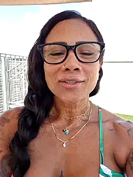 Snapshot of Allana_Squirt chatting on July 1, 2026, 8:49 am Allana Squirt online show from July 1, 2026, 8:49 am