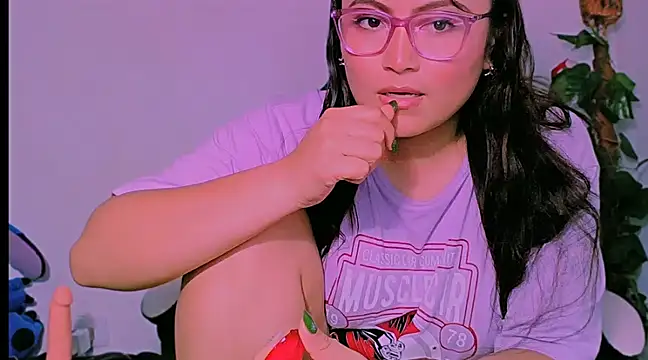 KathieBurning online show from December 19, 2024, 10:10 pm