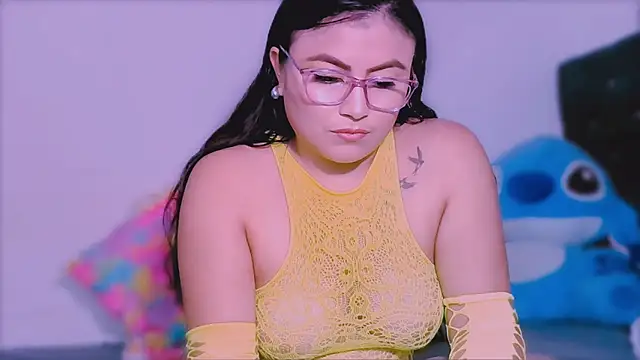 KathieBurning online show from February 19, 2025, 3:38 pm