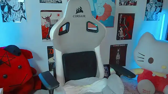 Deadly Doll online show from November 9, 2025, 8:18 pm