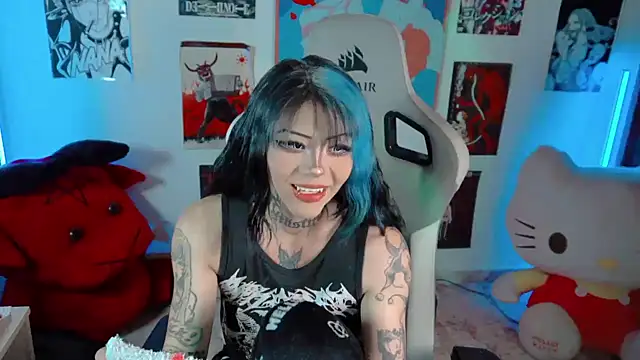 Deadly Doll online show from November 30, 2025, 9:41 pm