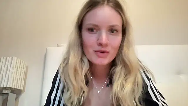 Snapshot of mariemelissah chatting on February 16, 2025, 2:43 pm mariemelissah online show from February 16, 2025, 2:43 pm