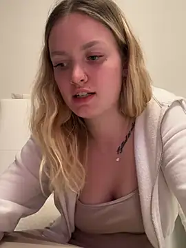 Snapshot of mariemelissah chatting on March 14, 2025, 4:19 pm mariemelissah online show from March 14, 2025, 4:19 pm