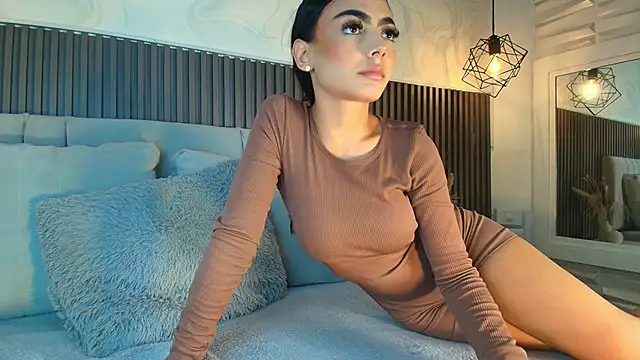 SHANONCLARK online show from January 14, 2026, 7:08 pm