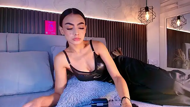 SHANONCLARK online show from February 4, 2026, 7:09 pm