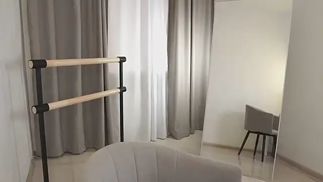 FiaMoor online show from November 26, 2025, 9:43 am