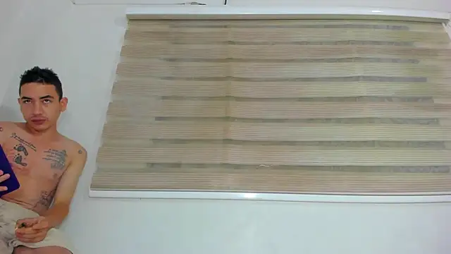 Snapshot of enjoy_hotparty chatting on January 18, 2026, 1:48 pm enjoy hotparty online show from January 18, 2026, 1:48 pm