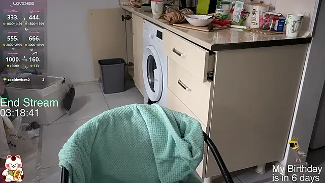 Snapshot of ShiroiFubuki chatting on February 13, 2026, 9:27 am ShiroiFubuki online show from February 13, 2026, 9:27 am