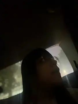 Lia flowers online show from March 13, 2026, 11:33 pm