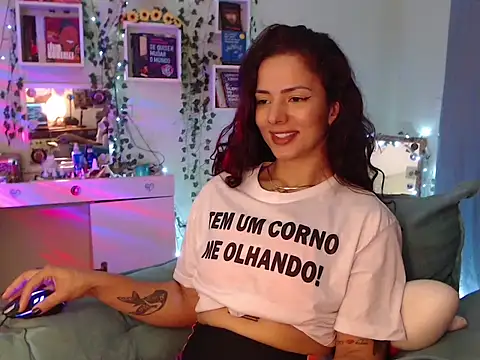 BeellyDance online show from September 11, 2025, 6:19 pm