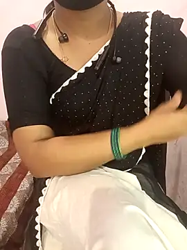 Mallu-Gayathri Arun online show from September 16, 2025, 5:08 am