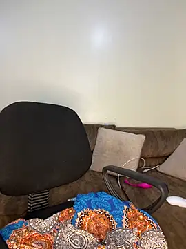 sweetestval online show from March 13, 2025, 10:15 am