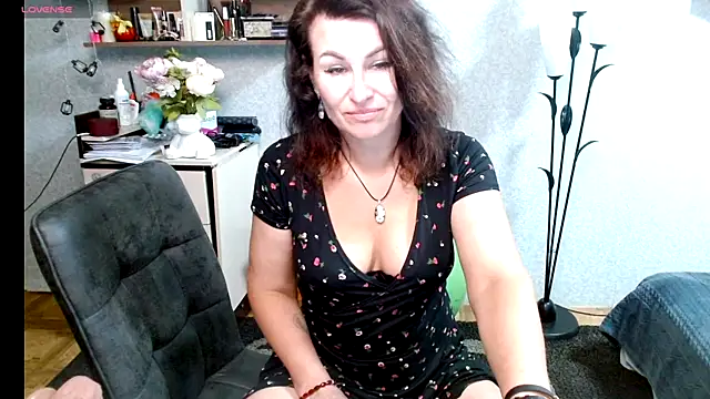 BeatriksS online show from June 24, 2026, 6:40 pm