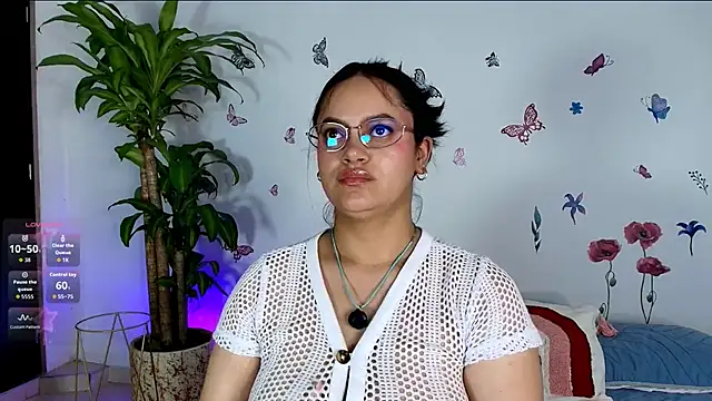 VICTORIABLACK xh online show from May 20, 2026, 9:59 am