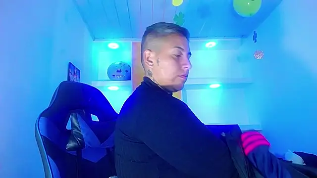 Yessi rousse online show from March 22, 2025, 10:06 am