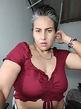 Yessi rousse online show from June 22, 2026, 10:29 pm