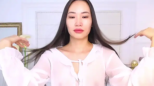 NaomiYuu online show from January 18, 2025, 2:25 am