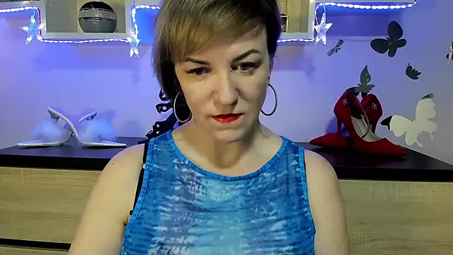 feliziaDesire online show from January 23, 2025, 5:13 am