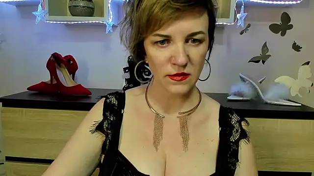 feliziaDesire online show from March 3, 2025, 2:15 pm