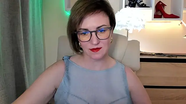 feliziaDesire online show from November 16, 2025, 2:00 pm