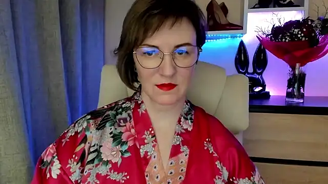 Snapshot of feliziaDesire chatting on February 15, 2026, 1:41 pm feliziaDesire online show from February 15, 2026, 1:41 pm