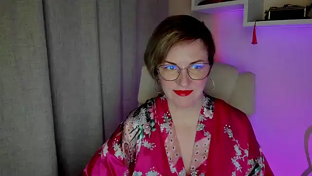feliziaDesire online show from June 13, 2026, 6:55 am