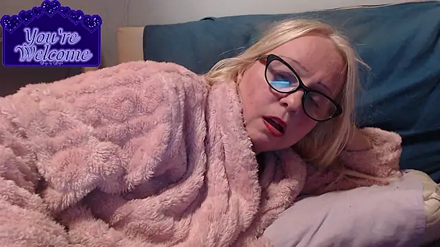 martachatte online show from March 13, 2026, 9:21 pm