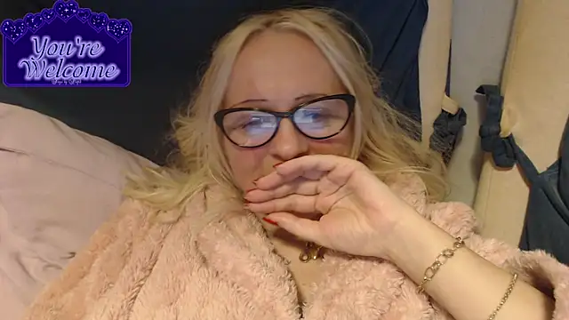 martachatte online show from March 19, 2026, 8:46 pm