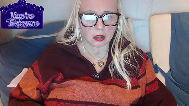 martachatte online show from March 22, 2026, 8:34 pm