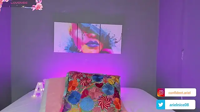 Snapshot of ariel35 chatting on January 12, 2025, 12:18 am ariel35 online show from January 12, 2025, 12:18 am