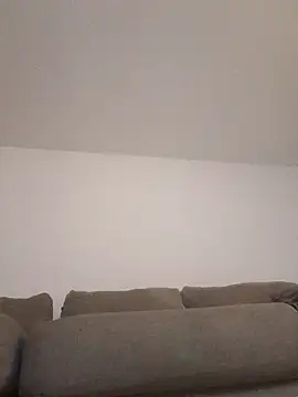 hungpenis210 online show from May 22, 2026, 10:32 am