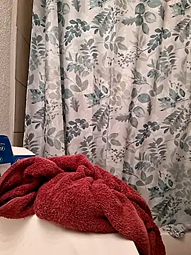 hungpenis210 online show from August 5, 2026, 2:53 pm