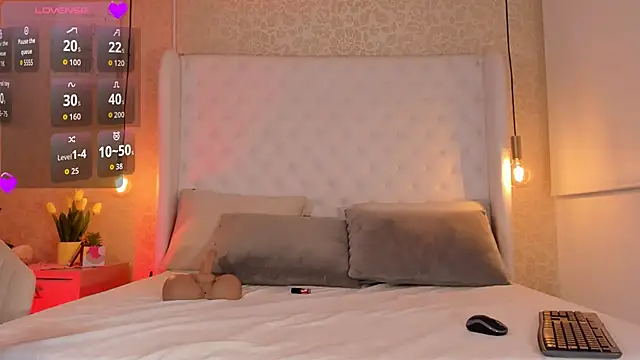 Ashleyy piink online show from September 9, 2025, 10:20 pm