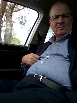 stiffandlubedxh online show from February 19, 2025, 2:12 am