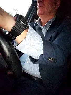 stiffandlubedxh online show from March 24, 2026, 8:14 pm