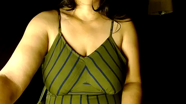 janifer001 online show from March 24, 2026, 12:26 am